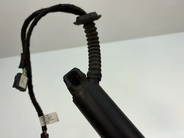 Elektrisk baklucka aktuator SKODA OCTAVIA MK3 5E9827851B image 4