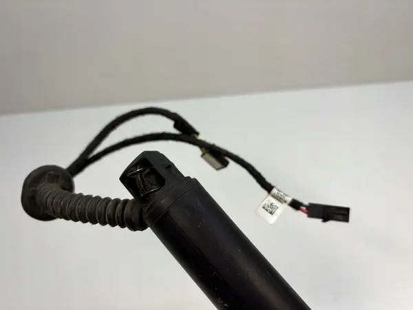 Elektrisk baklucka aktuator SKODA OCTAVIA MK3 5E9827851B image 5