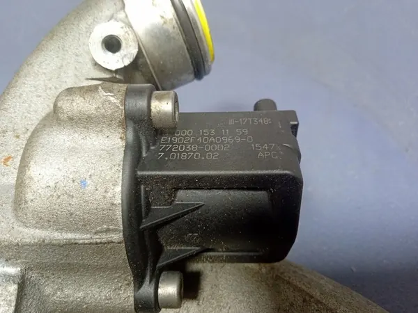 Turbocompresor izquierdo MERCEDES GLE W292 3.0 B V6 A2760900300 image 6