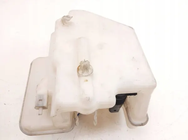 Pesunesteen Säiliö Mercedes-Benz B-Class image 4