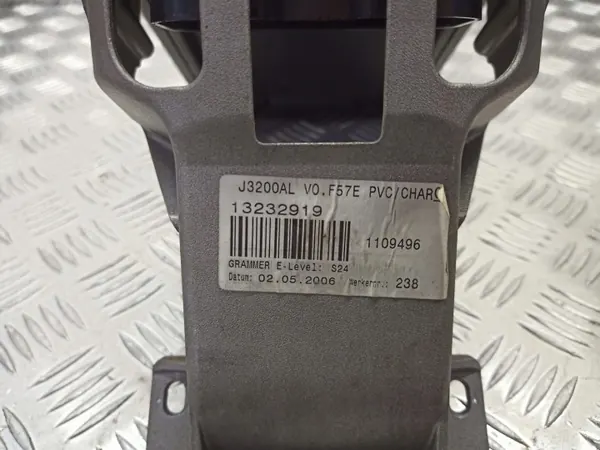Accoudoir OEM 13232919 pour Opel Vectra C 1.9 CDTI image 3