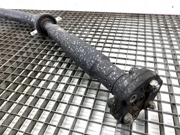 OEM 8687371 Drivaxel bak BMW G30 Sedan image 3