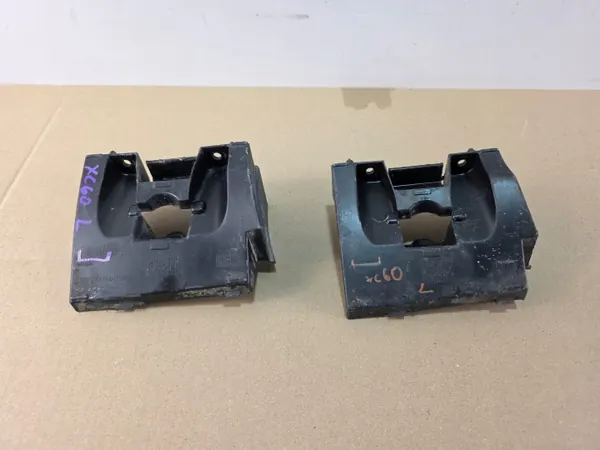 OEM 32216697 Glissière Fixation Aile Gauche Avant image 2