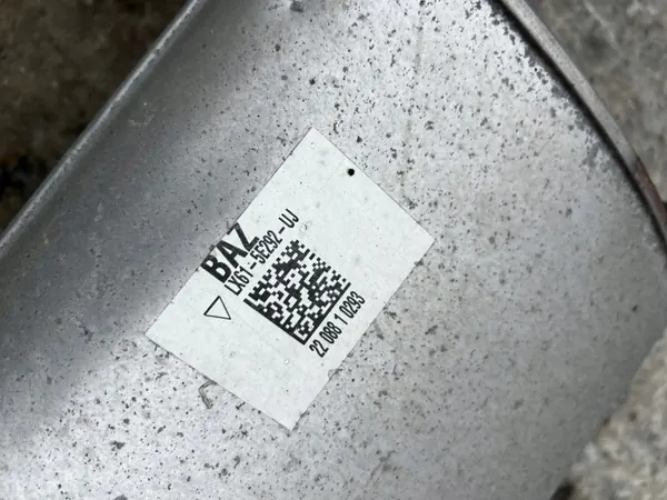 OEM LX61-5E292-UJ Embout Échappement Ford Escape MK4 image 6