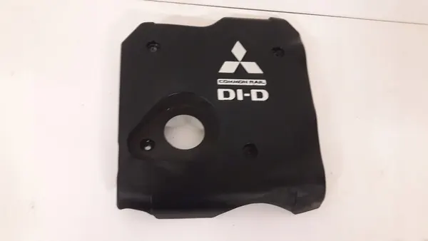 Couvercle de moteur Mitsubishi L200 2006-2012 image 1