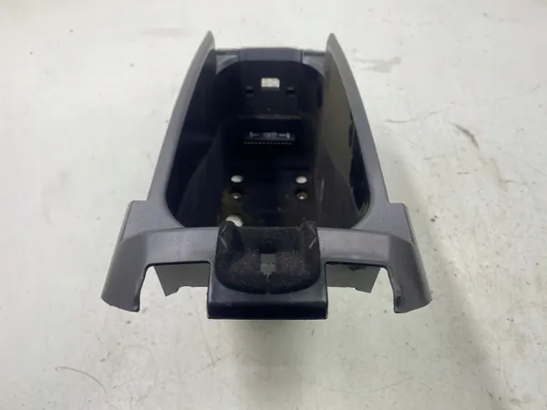 Bac de console centrale Maserati Quattroporte 2008 OEM 67563600 image 6