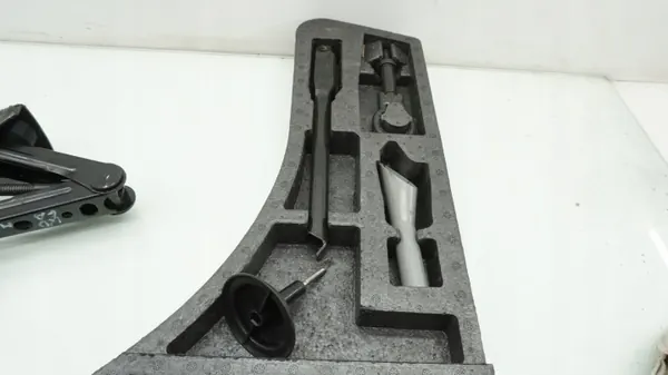 Reserverad-Halterung Ford Kuga MK2 OEM CV44-S11169-AD image 5
