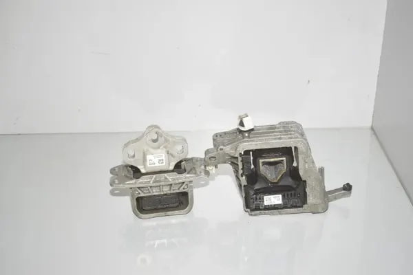 BMW OE 6853453 Vaihteiston tuki - Käytetty image 2