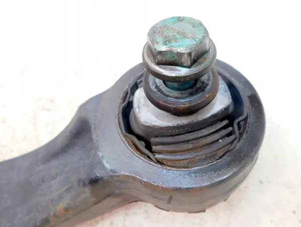 OEM 11 vasen ohjaamon kiinnike MB Actros MP4 image 3