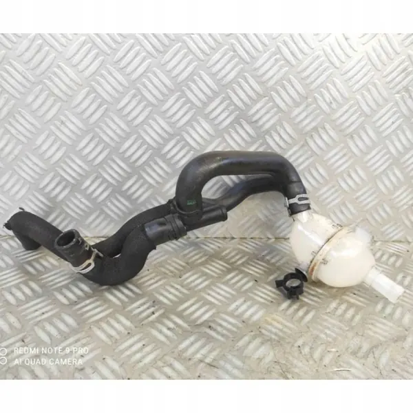 Flexible de Réservoir Égalisateur OEM 39225786 Opel image 2