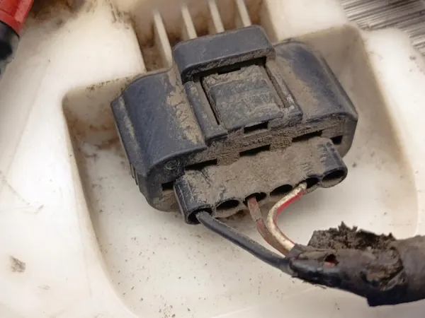 Sensor Nivel Combustible OEM CADILAK-Bochnia-497969- image 4