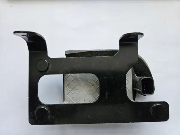 Nissan ACC Radar-Abstandssensor OEM 28438-5SA2C image 3