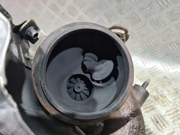 Turbocompresor Corsa F Crossland X Grandland X 1.2 Turbo image 6