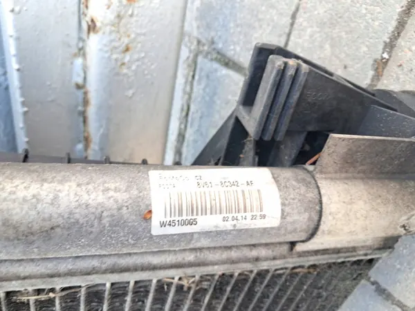 FORD OEM 8V61-8C342-AF Radiatorventilator C-MAX MK2 image 4