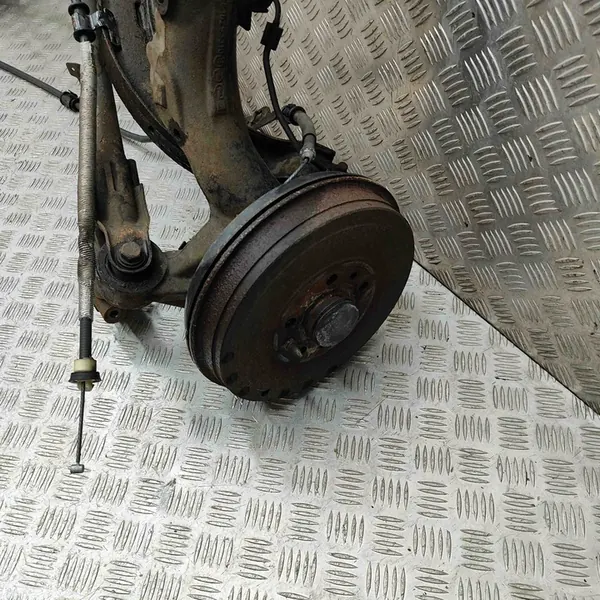 Suspensão Traseira Fiat Doblo MPV 1.3L 2013 OEM 51944159 image 6