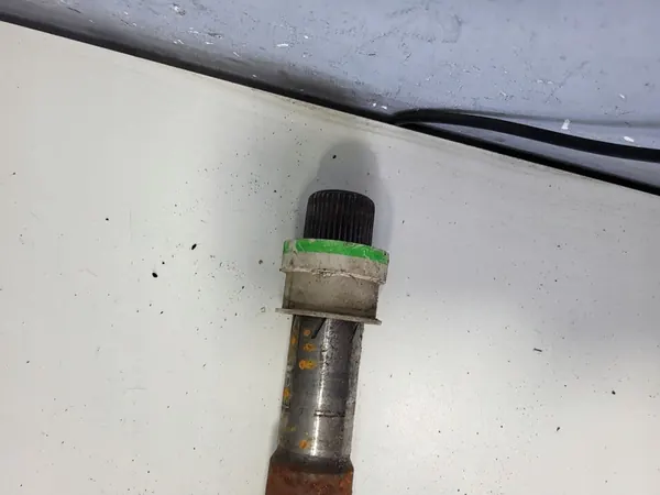 Höger fram drivaxel Trafic III Vivaro B 1.6 DCI image 4