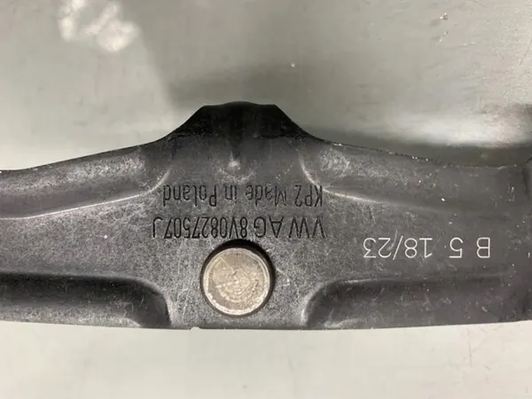OEM 8V0827507J Cerro Maletero VW Tiguan II Lift image 4