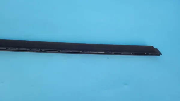 OEM 9847335580 Opel Astra L Moldura Cristal Puerta Izquierda Delantera image 7