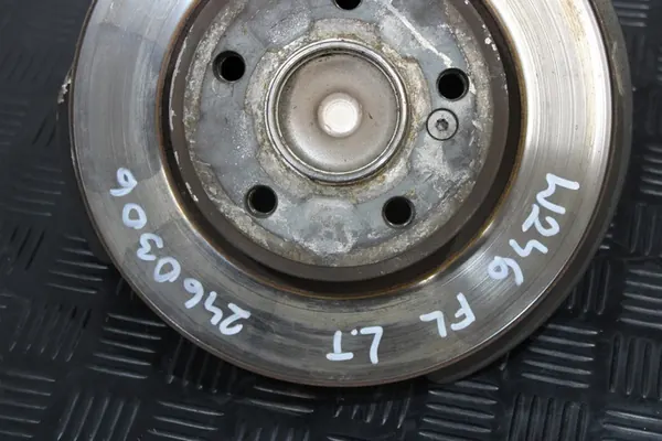 Vänster Bakre Knuckle 2460306 Mercedes B-Klass W246 Lift AMG image 2