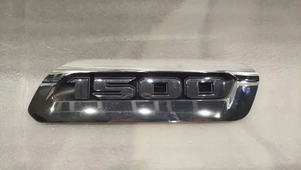 Motorhuveskydd Dodge RAM 2019 OEM 68276333AA Höger Fram image 2