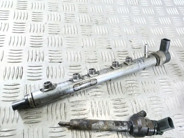 BMW 5 F10 F11 ruiskutusjärjestelmä OEM 0445010517 image 4