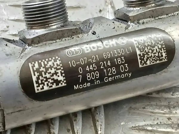 BMW 5 F10 F11 ruiskutusjärjestelmä OEM 0445010517 image 6