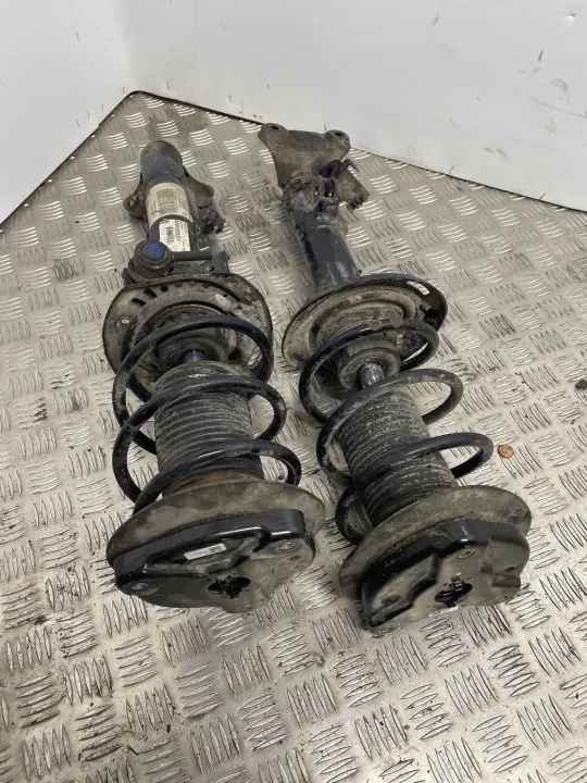 Topes amortiguador delantero OEM A2043200073 image 2
