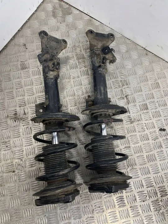Topes amortiguador delantero OEM A2043200073 image 4