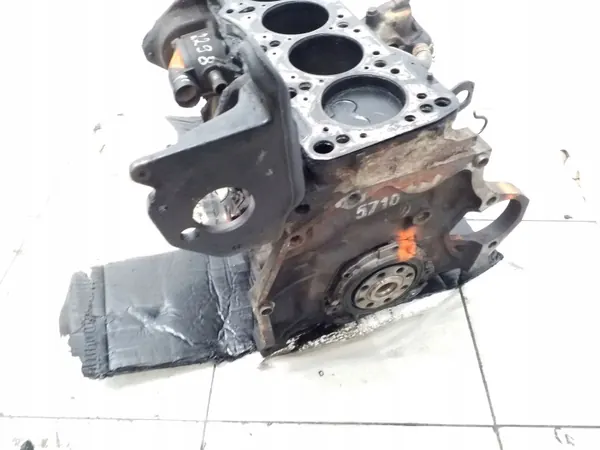 Bloco motor inferior AAB para VW Transporter T4 2.4 D image 3