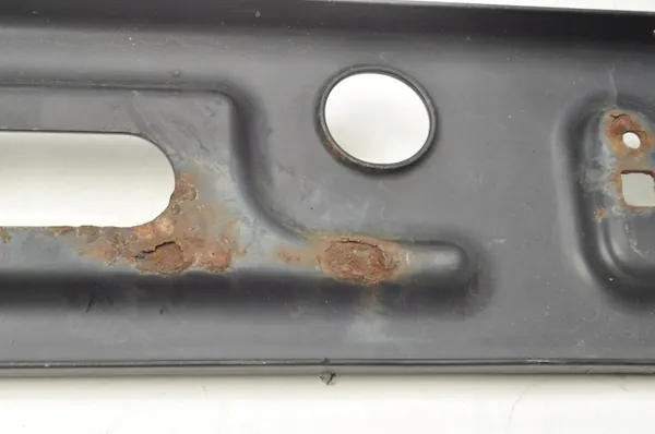 Renfort de Radiateur Volvo OEM 31368100 - Occasion image 8