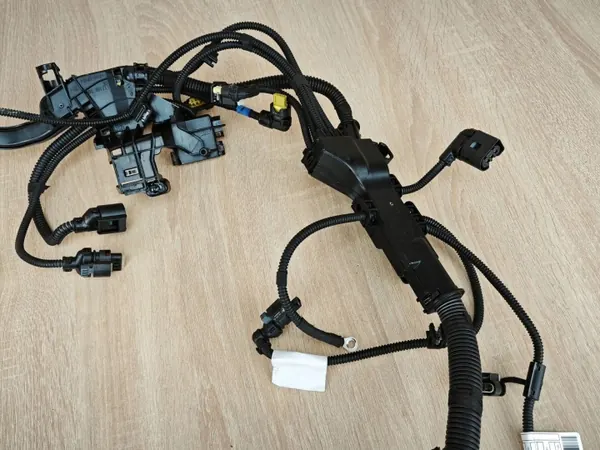 Harness Motor OEM 5A01D19 para BMW 530i G30 image 4