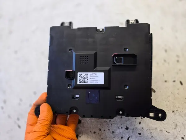 Pantalla Radio Navegación Opel Mokka X OEM 42670750 image 3