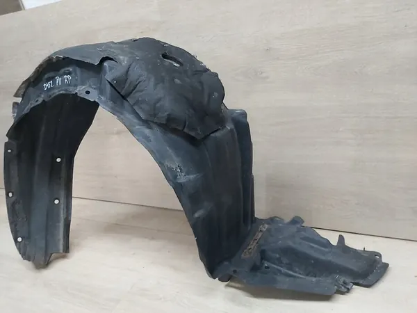 Toyota Prius II 1.5 XW20 right front wheel arch image 2