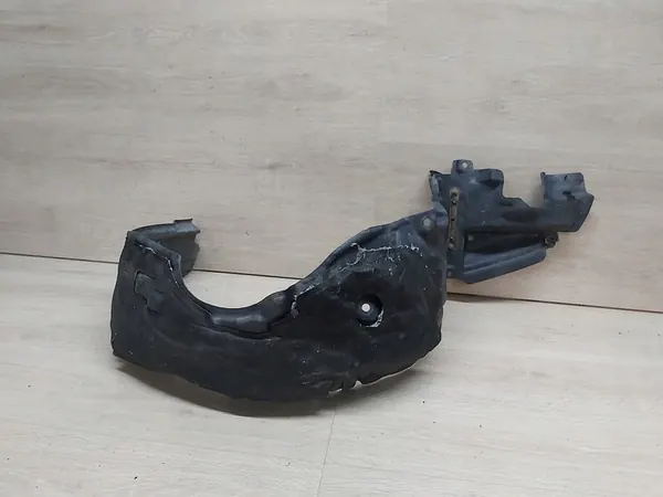 Toyota Prius II 1.5 XW20 right front wheel arch image 4