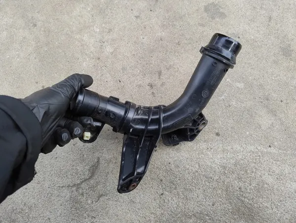 Tubo de admissão Nissan Micra K14 1.0 1287669S01 image 2