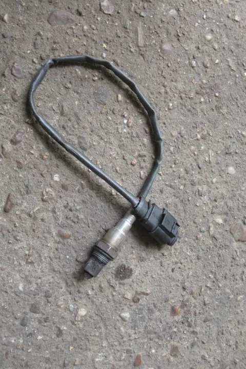 SENSOR LAMBDA AUDI A4 B9 AVANT 3.0 TDI 4M0906262K image 2