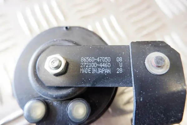 Tuta Toyota Prius IV OEM 86560-47050 - Begagnad image 4
