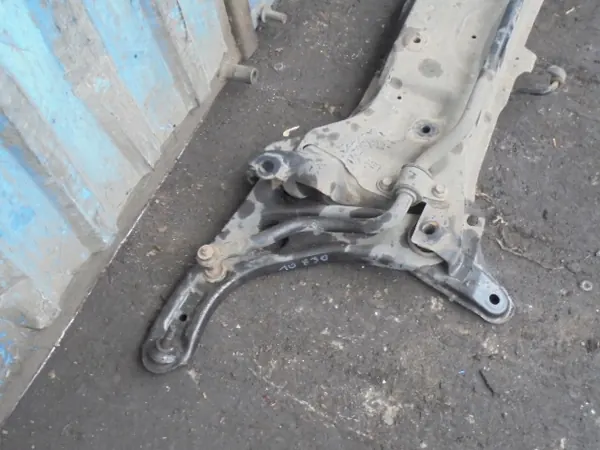 Bras de suspension avant OEM AK-12-719962 pour Toyota Aygo image 8