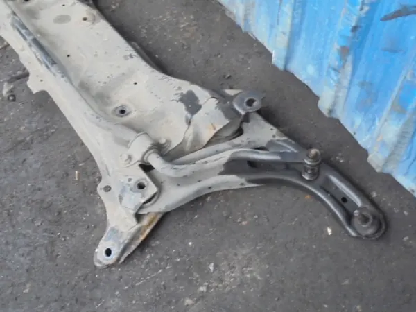 Bras de suspension avant OEM AK-12-719962 pour Toyota Aygo image 9
