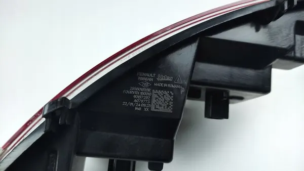 Luz trasera de parachoques derecho RENAULT CAPTUR II LED (DR328) image 8