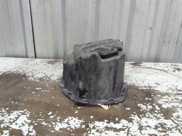 Oljetank 032103603AB VW Golf IV 1.4 image 5