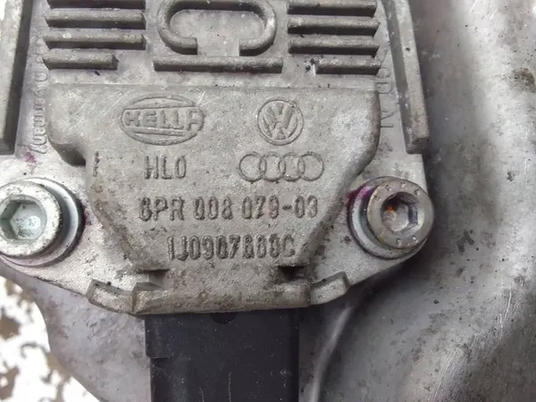 Oljetank 032103603AB VW Golf IV 1.4 image 8