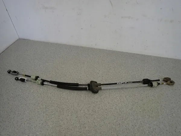 Suzuki Swift 05-07 Diesel Vaihteiston Linkit OEM image 2
