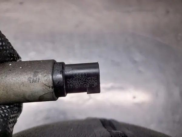 AUDI A6 C6 2.4 6V Kamaxelsensor 06E109257F image 4