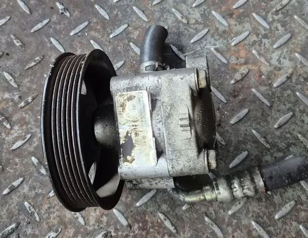 P12 2.0 ohjauspumppu Nissan Primeralle image 3