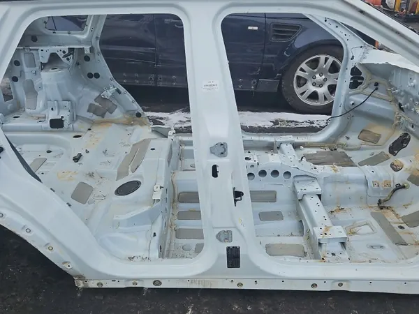 OEM IMPRK1554103 Höger B-stolpe - Land Rover image 3