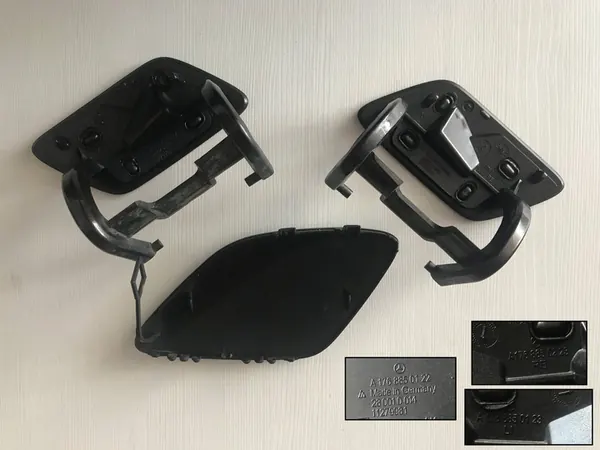 MERCEDES CLASE A W176 2012-2015 TAPAS DE PARACHOQUES DELANTERO OEM image 9