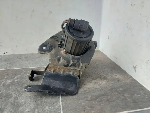 Pompe à carburant OEM 8E0959253B pour Audi A4 3.0L 2004 image 5