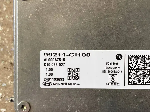 Hyundai Ioniq 5 framruts kamera OEM 99211GI100 image 9
