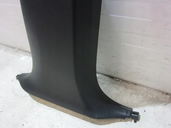 BMW X5 F15 B-stijlafdekking Rechts OEM 51437382338 image 4